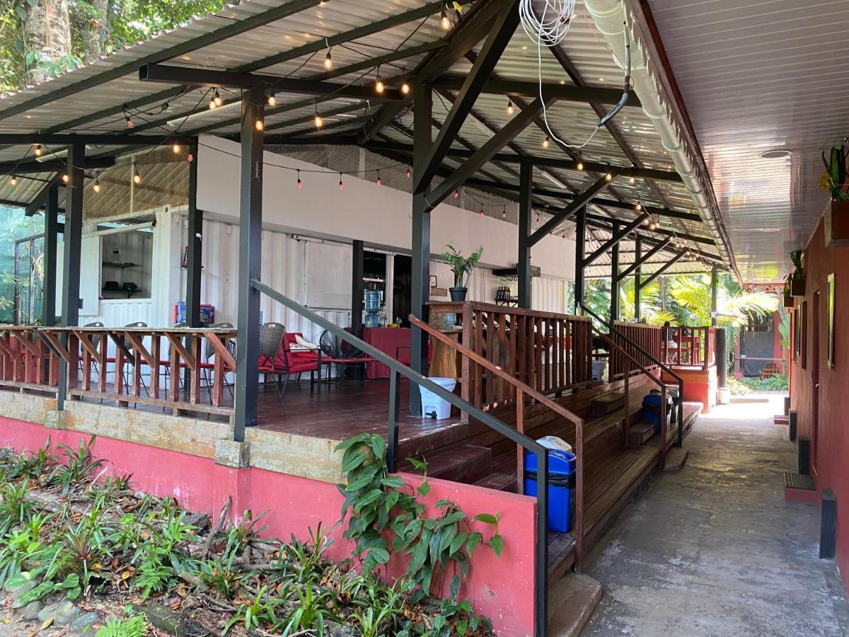 Hotel Casa Vito Beachfront Puerto Viejo de Talamanca Bagian luar foto