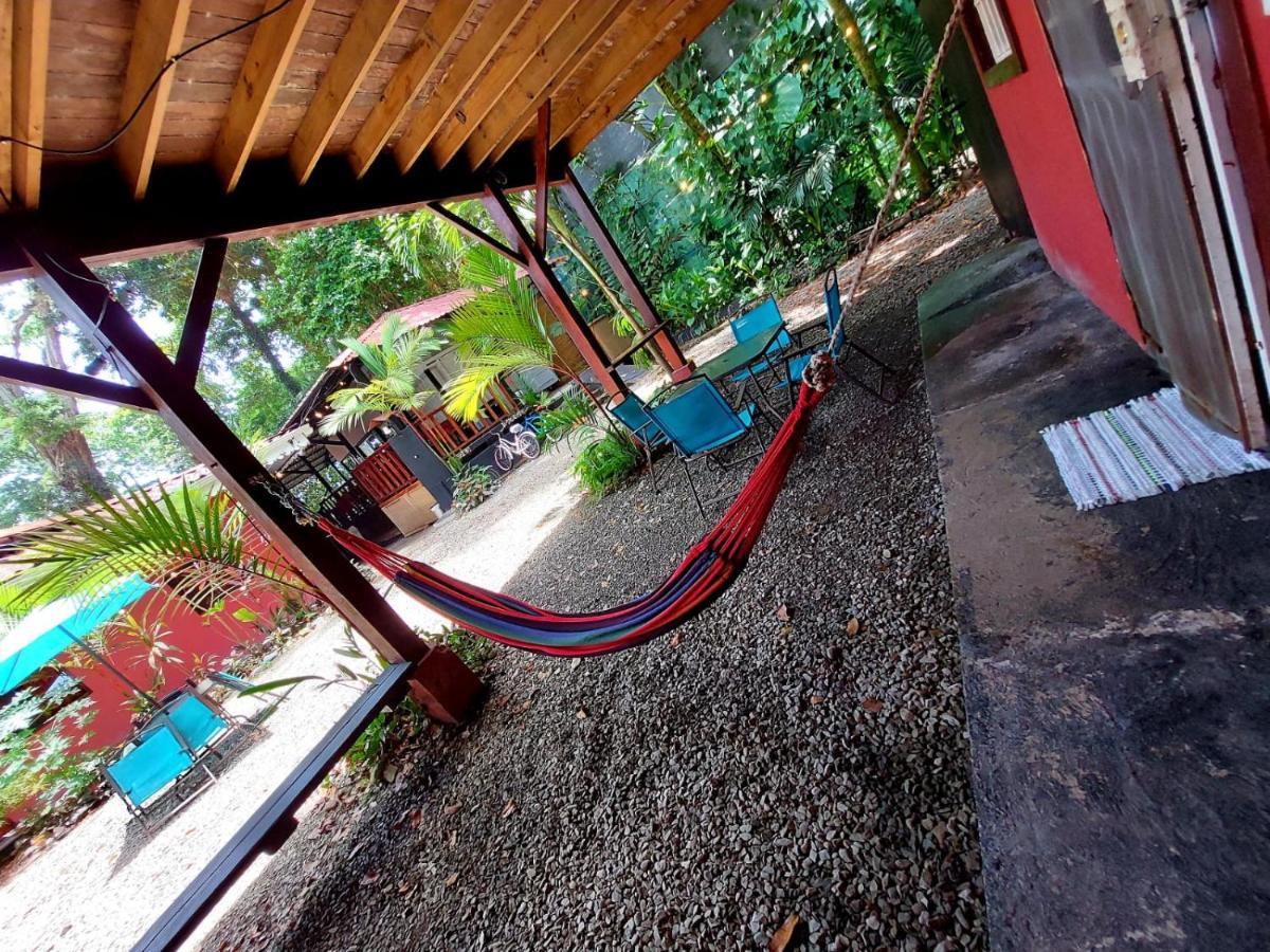 Hotel Casa Vito Beachfront Puerto Viejo de Talamanca Bagian luar foto