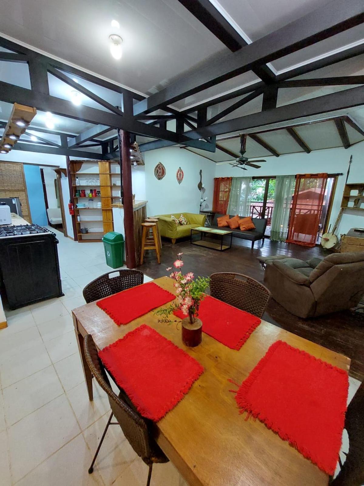 Hotel Casa Vito Beachfront Puerto Viejo de Talamanca Bagian luar foto