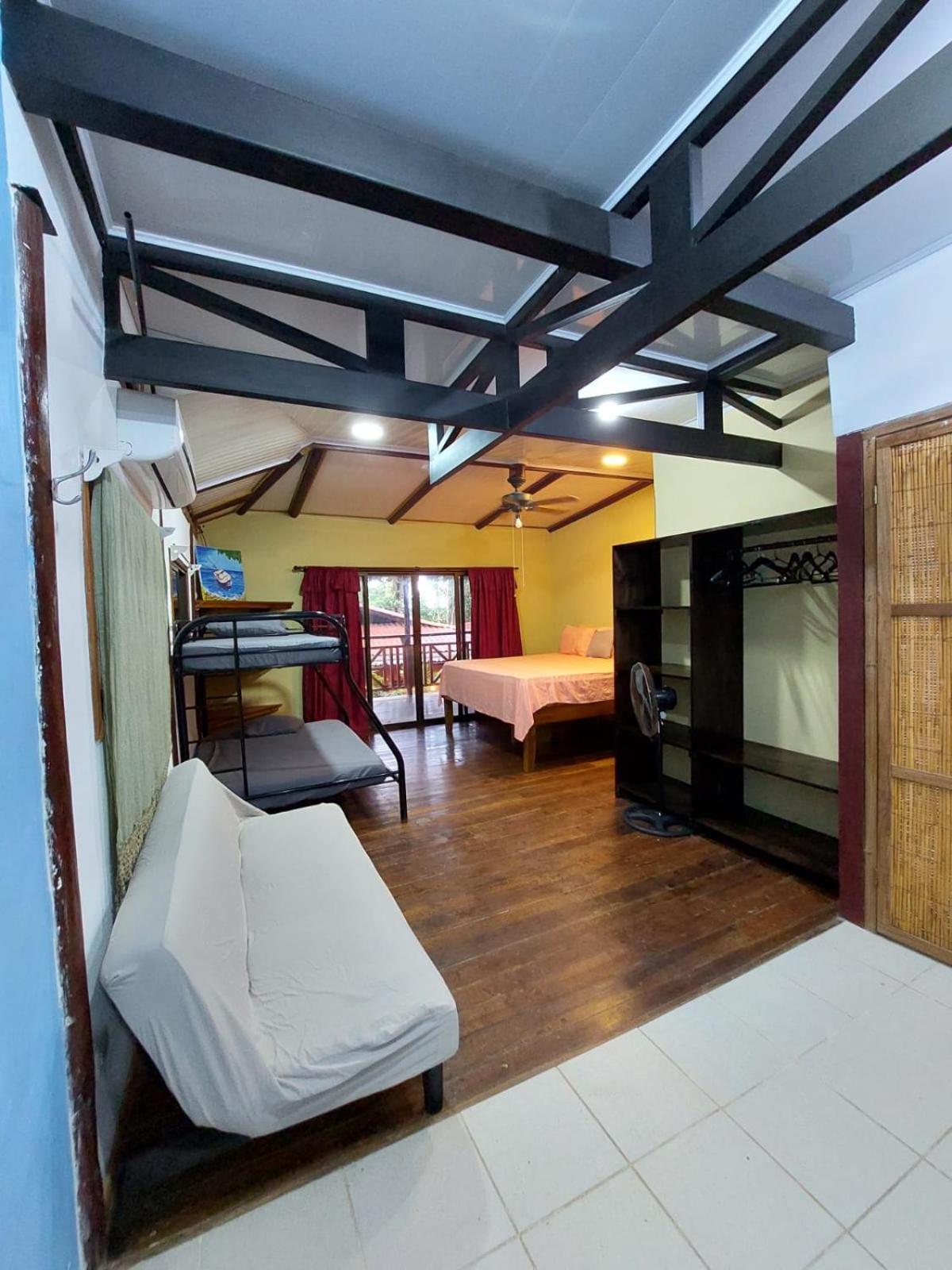 Hotel Casa Vito Beachfront Puerto Viejo de Talamanca Bagian luar foto