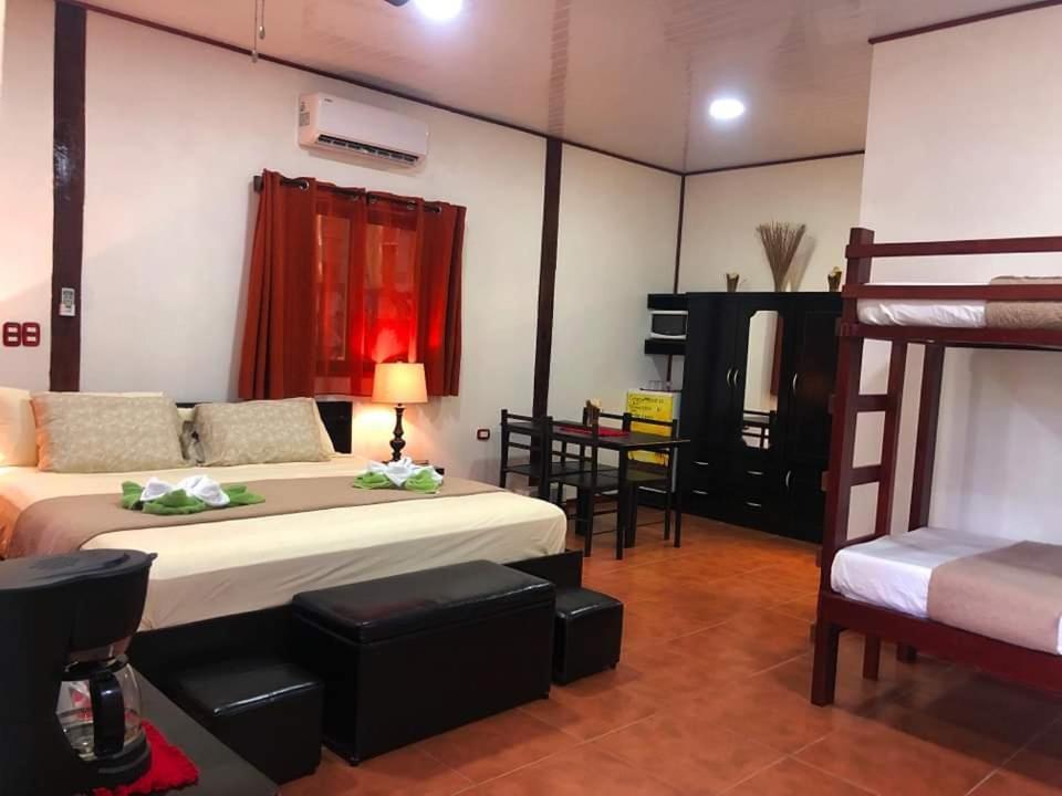 Hotel Casa Vito Beachfront Puerto Viejo de Talamanca Bagian luar foto